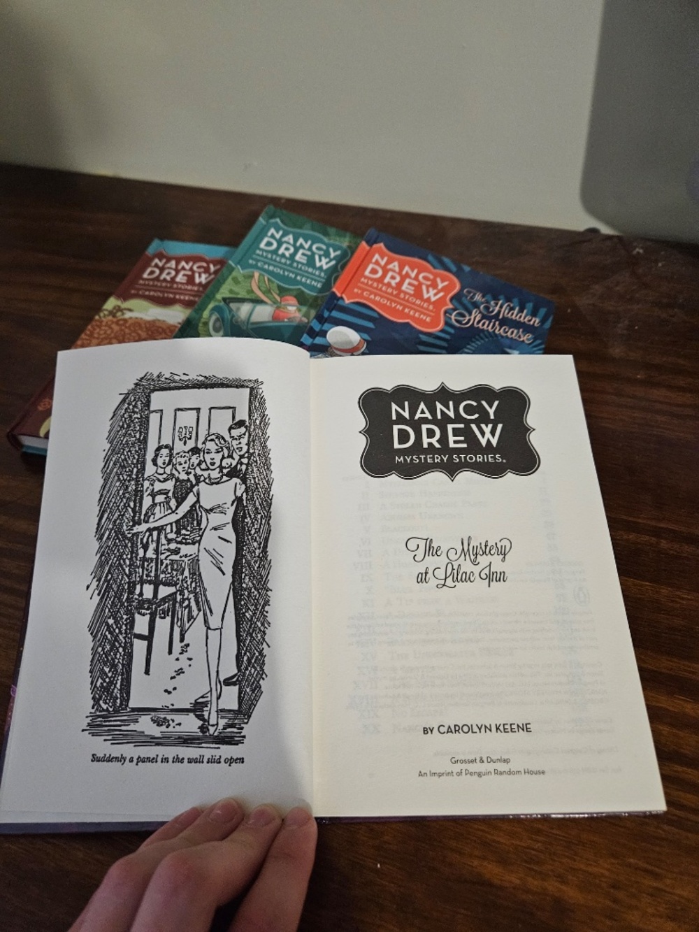 Nancy Drew Book Set - Picture 12 of 16